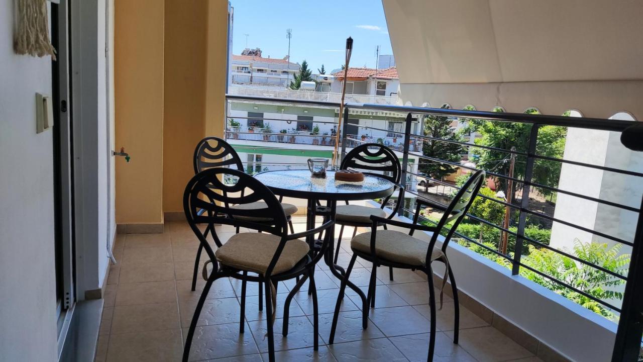 Rock & Roll 2 - Modern Apartment In Trikala Kültér fotó